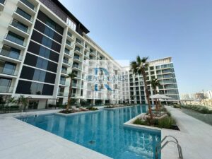 Luxury 1 BR | BRAND NEW | 2 CHEQUES