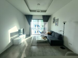 Fully furnished Pet Friendly Prime Location Vacant