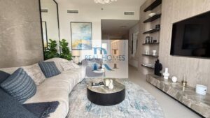 2 BR | Fully Furnished | Sapcious Size | Vacant