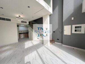 1-BR Townhouse | Spacious Layout | Prime Location