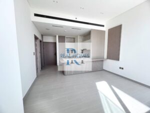 Luxury Living | High Floor | Private Jacuzzi