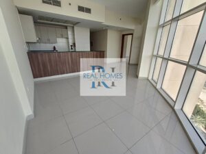 Spacious Layout | High Floor | Pet Friendly Vacant
