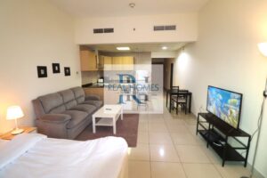 Spacious Furnished l Near Metro