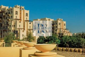 Bright 1BR with Balcony | Ready to Move