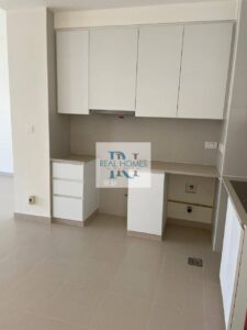 Spacious 2BR | 1st Floor | Urbana III