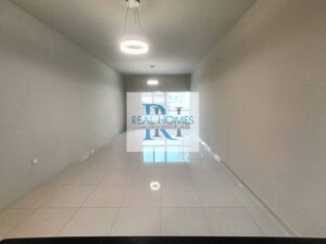 Spacious 1 BHK With separate laundry Ready to move