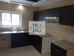 Partial Golf View! Vacant! Ideal For Finance Buyer