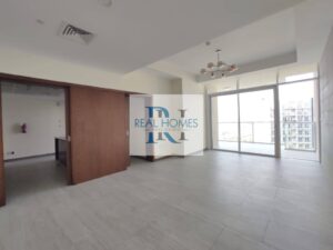 Spacious | High Floor | City Views | Big Kitchen |