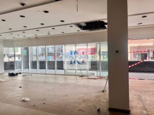 PRIME LOCATION | CORNER RETAIL | ROAD FACING